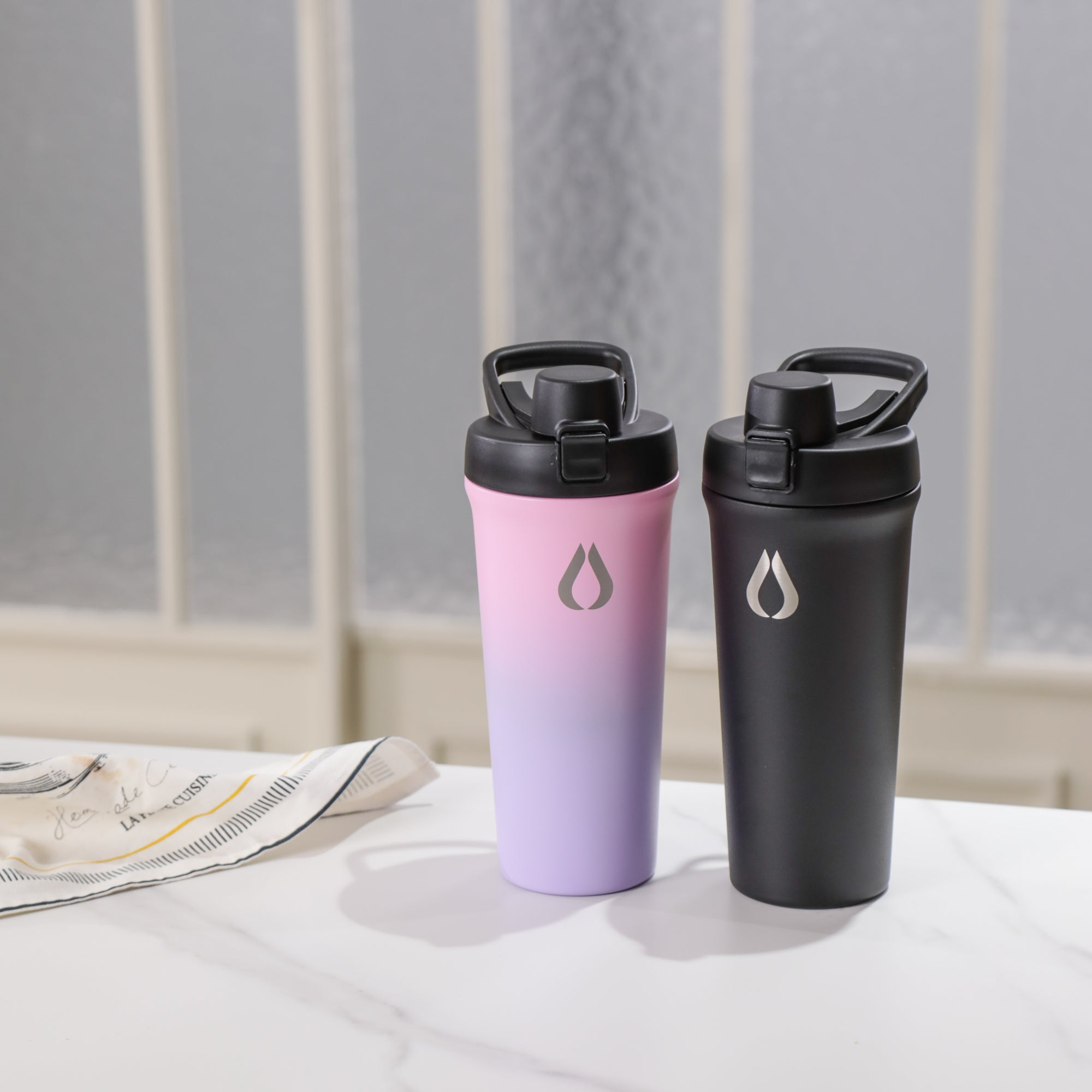 Shaker - 750ML - Eenhoorn
